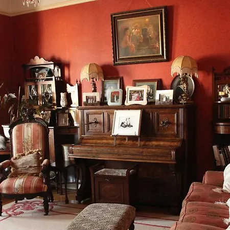 Casa de hóspedes Roscaoin House