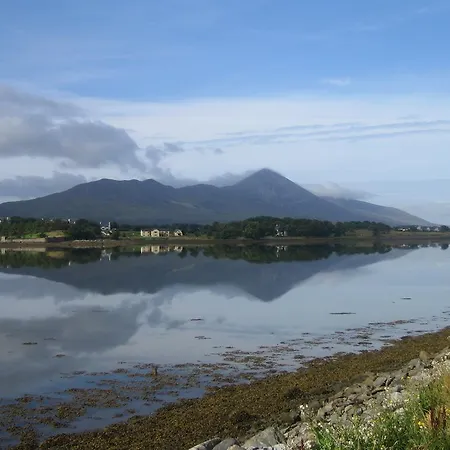 Roscaoin House Westport